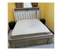 Wauzaji wa furniture mbalimbali