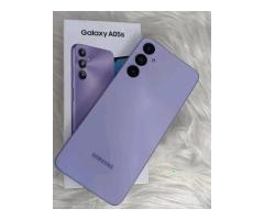 Tunakopesha na kuuza simu aina ya Samsung - 10