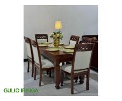 Meza za kisasa za sebuleni