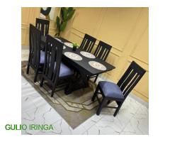 Meza za kisasa za sebuleni