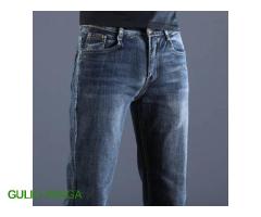 Nunua jeans za kiume mtumba karibu mpya na kwa bei nafuu.