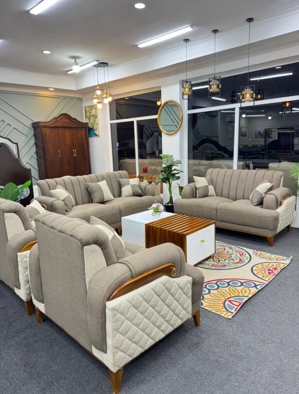 Bei ya sofa la watu wawili